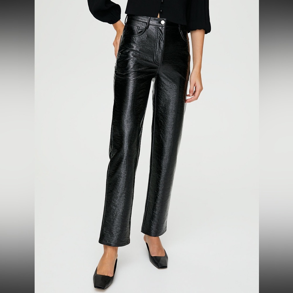 Aritzia Wilfred Malina Pant in black, size 6
